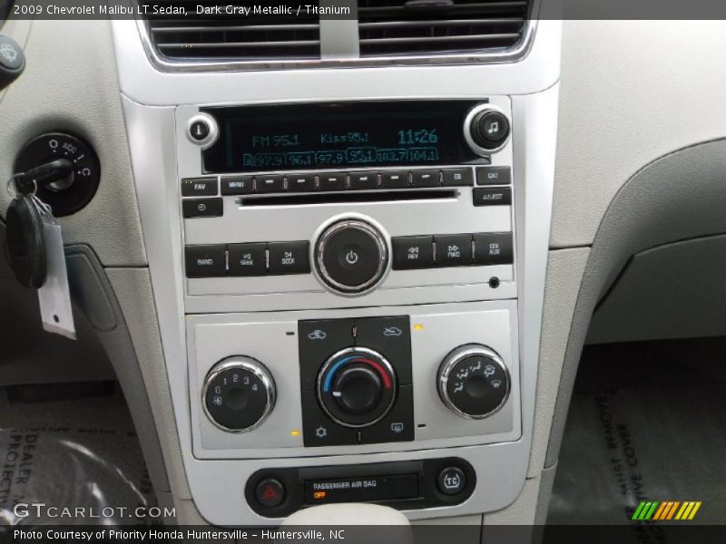 Dark Gray Metallic / Titanium 2009 Chevrolet Malibu LT Sedan