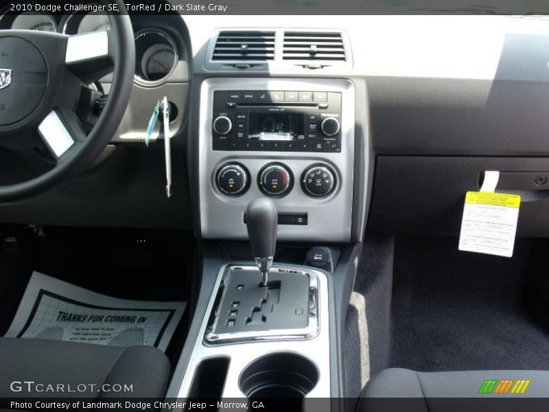 TorRed / Dark Slate Gray 2010 Dodge Challenger SE