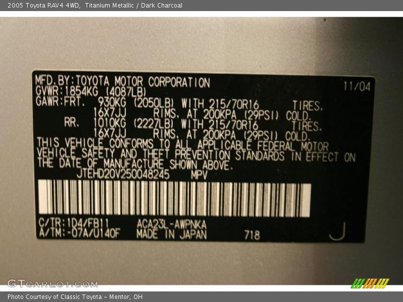 Titanium Metallic / Dark Charcoal 2005 Toyota RAV4 4WD