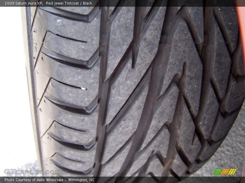 Red Jewel Tintcoat / Black 2009 Saturn Aura XR