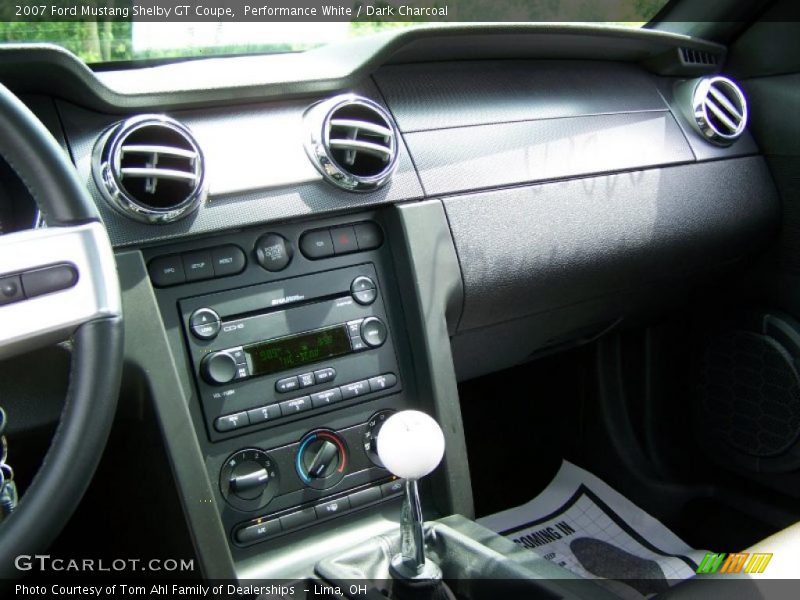 Performance White / Dark Charcoal 2007 Ford Mustang Shelby GT Coupe