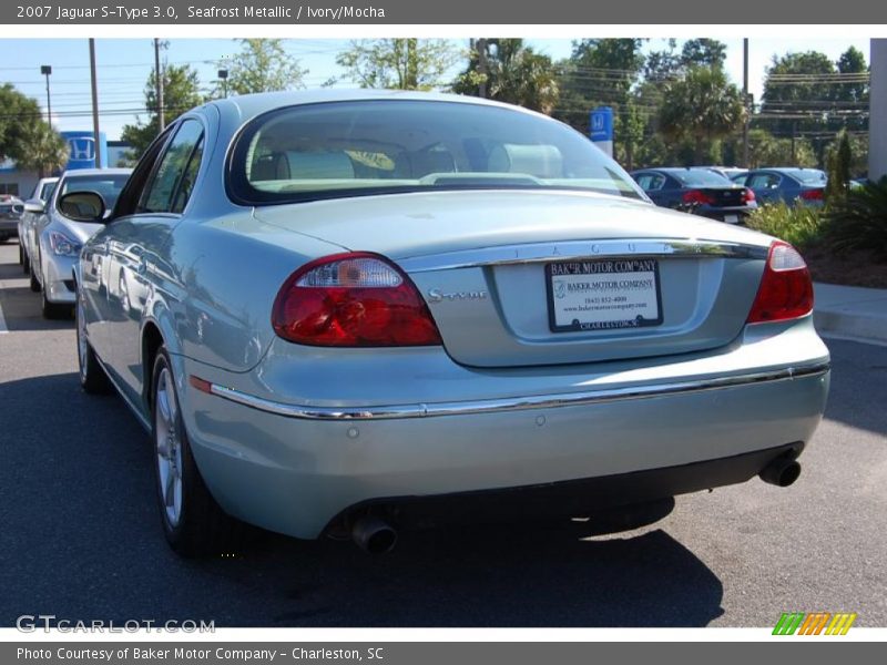 Seafrost Metallic / Ivory/Mocha 2007 Jaguar S-Type 3.0