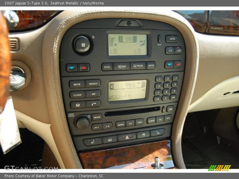 Seafrost Metallic / Ivory/Mocha 2007 Jaguar S-Type 3.0