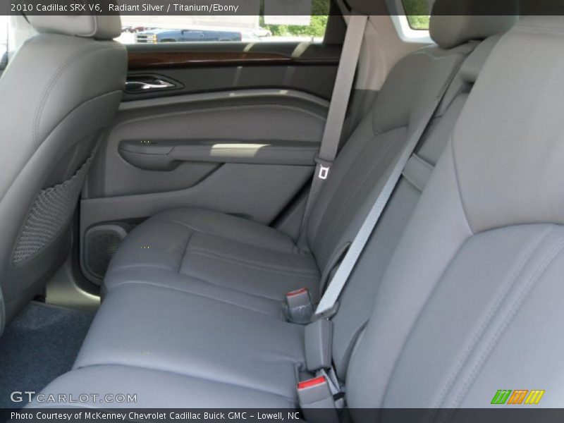 Radiant Silver / Titanium/Ebony 2010 Cadillac SRX V6