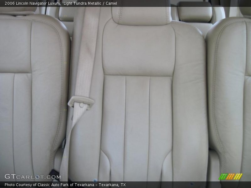 Light Tundra Metallic / Camel 2006 Lincoln Navigator Luxury