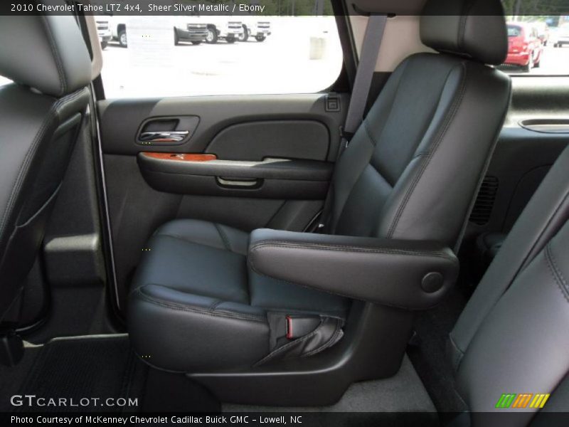 Sheer Silver Metallic / Ebony 2010 Chevrolet Tahoe LTZ 4x4