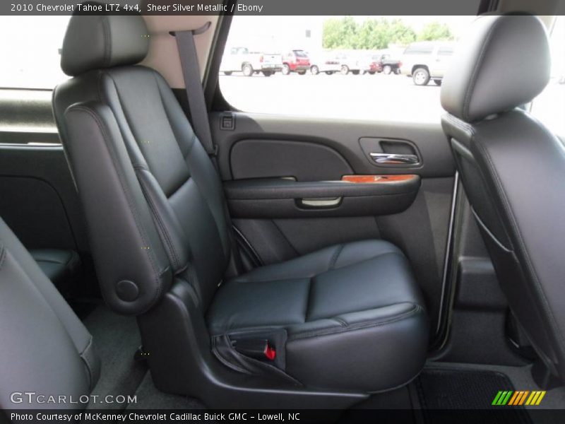 Sheer Silver Metallic / Ebony 2010 Chevrolet Tahoe LTZ 4x4