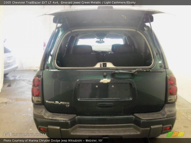 Emerald Jewel Green Metallic / Light Cashmere/Ebony 2005 Chevrolet TrailBlazer EXT LT 4x4