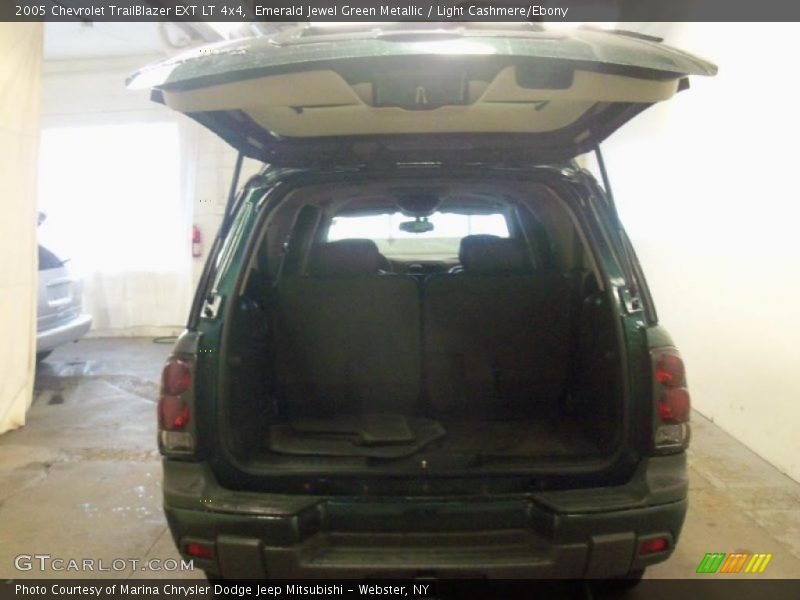 Emerald Jewel Green Metallic / Light Cashmere/Ebony 2005 Chevrolet TrailBlazer EXT LT 4x4