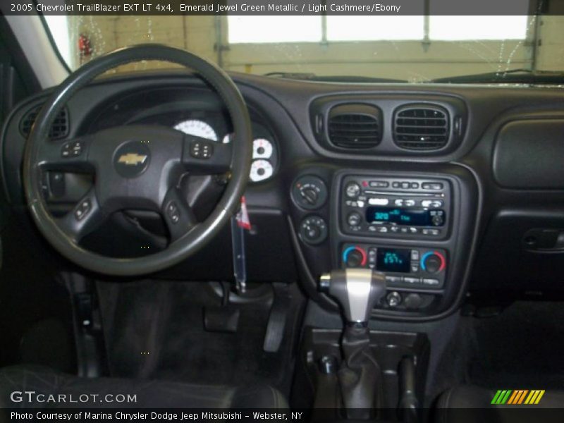 Emerald Jewel Green Metallic / Light Cashmere/Ebony 2005 Chevrolet TrailBlazer EXT LT 4x4