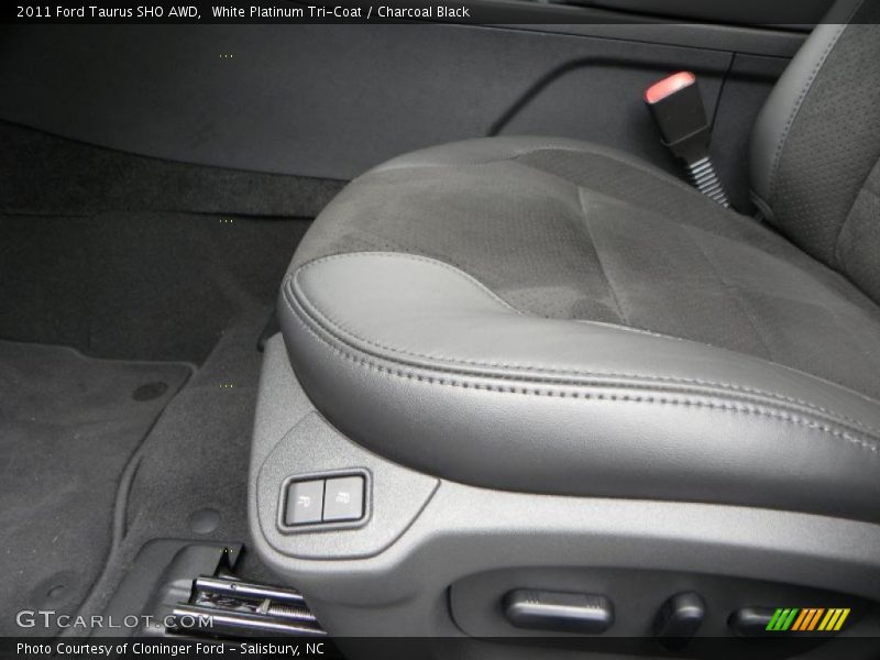 White Platinum Tri-Coat / Charcoal Black 2011 Ford Taurus SHO AWD