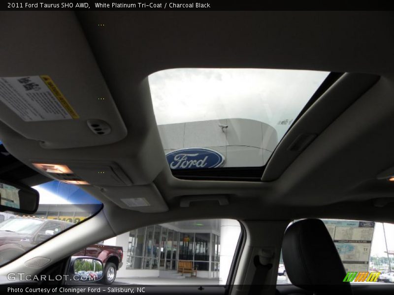 White Platinum Tri-Coat / Charcoal Black 2011 Ford Taurus SHO AWD