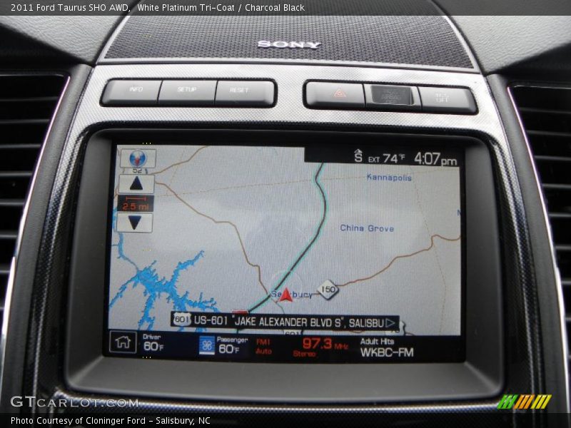 White Platinum Tri-Coat / Charcoal Black 2011 Ford Taurus SHO AWD