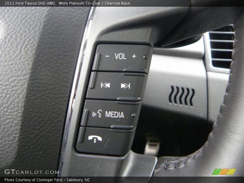 White Platinum Tri-Coat / Charcoal Black 2011 Ford Taurus SHO AWD