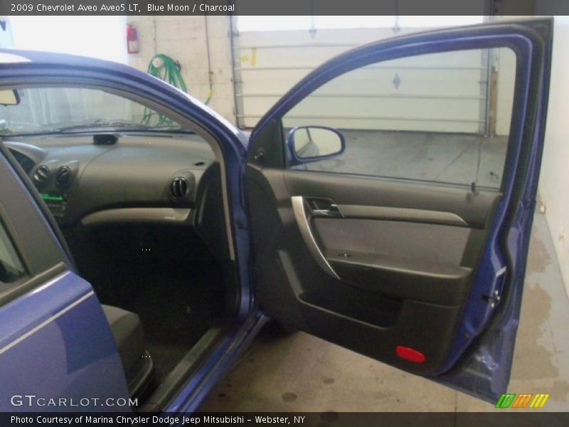 Blue Moon / Charcoal 2009 Chevrolet Aveo Aveo5 LT