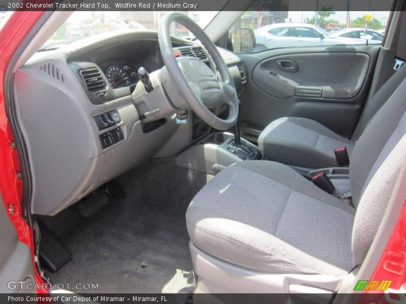 Wildfire Red / Medium Gray 2002 Chevrolet Tracker Hard Top