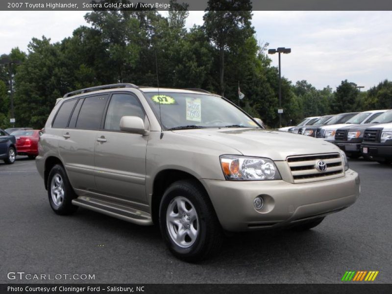Sonora Gold Pearl / Ivory Beige 2007 Toyota Highlander