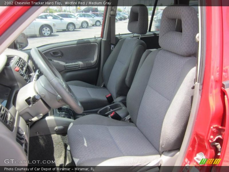 Wildfire Red / Medium Gray 2002 Chevrolet Tracker Hard Top