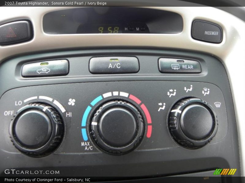 Sonora Gold Pearl / Ivory Beige 2007 Toyota Highlander