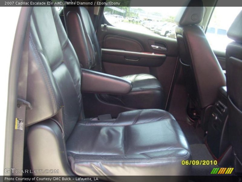 White Diamond / Ebony/Ebony 2007 Cadillac Escalade ESV AWD
