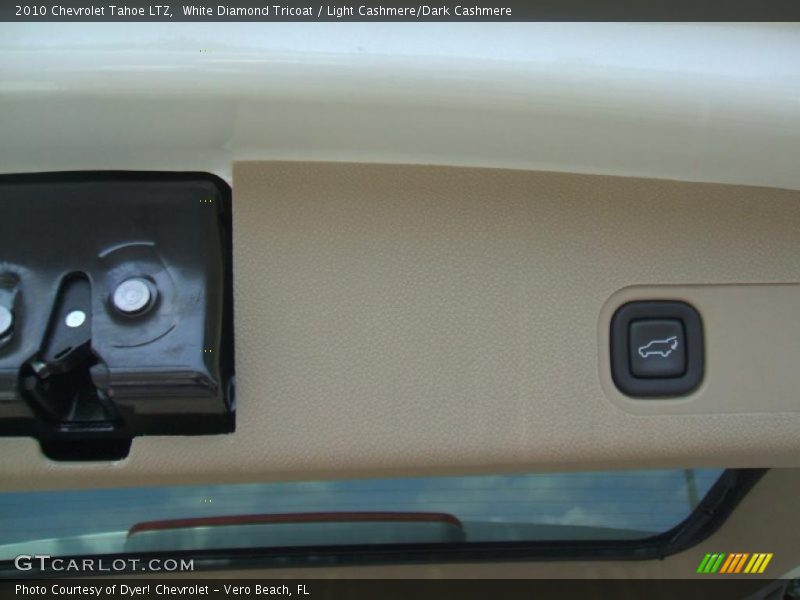 White Diamond Tricoat / Light Cashmere/Dark Cashmere 2010 Chevrolet Tahoe LTZ