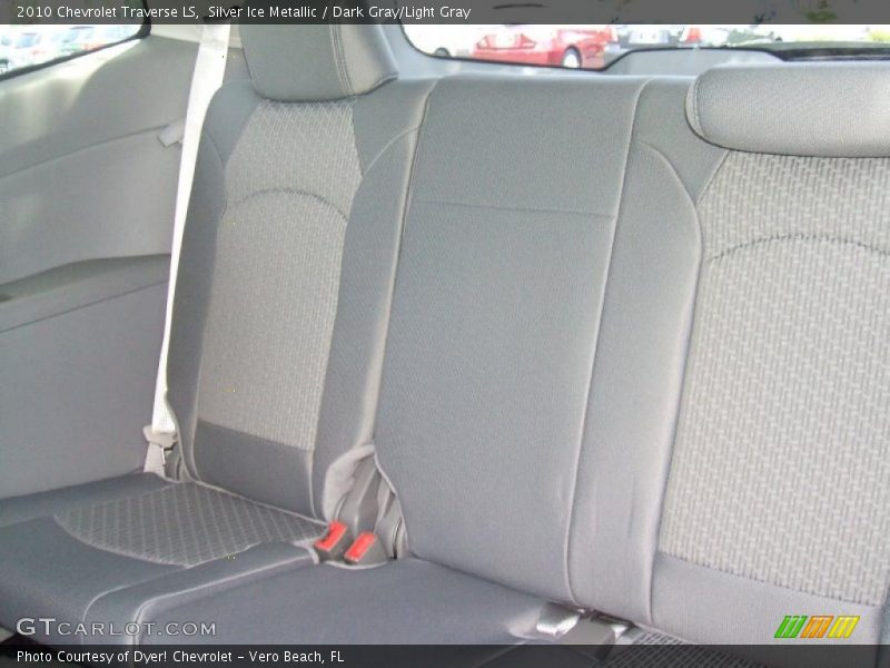 Silver Ice Metallic / Dark Gray/Light Gray 2010 Chevrolet Traverse LS