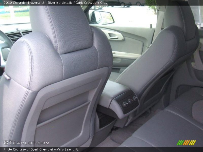 Silver Ice Metallic / Dark Gray/Light Gray 2010 Chevrolet Traverse LS