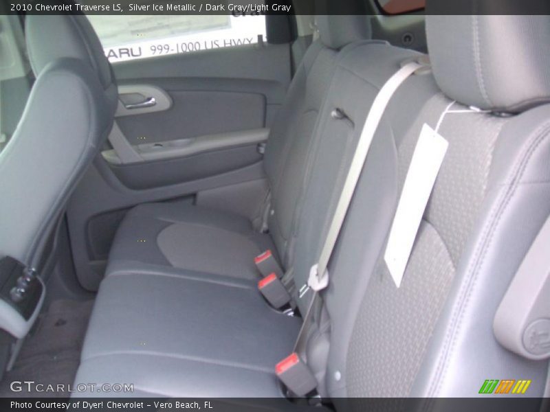 Silver Ice Metallic / Dark Gray/Light Gray 2010 Chevrolet Traverse LS