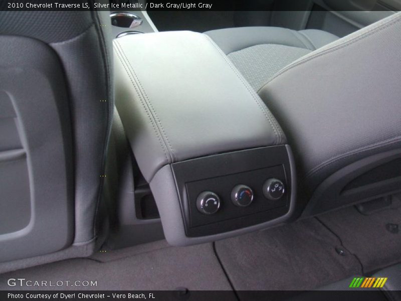 Silver Ice Metallic / Dark Gray/Light Gray 2010 Chevrolet Traverse LS