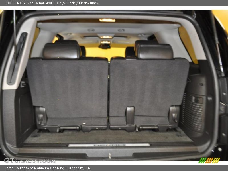 Onyx Black / Ebony Black 2007 GMC Yukon Denali AWD