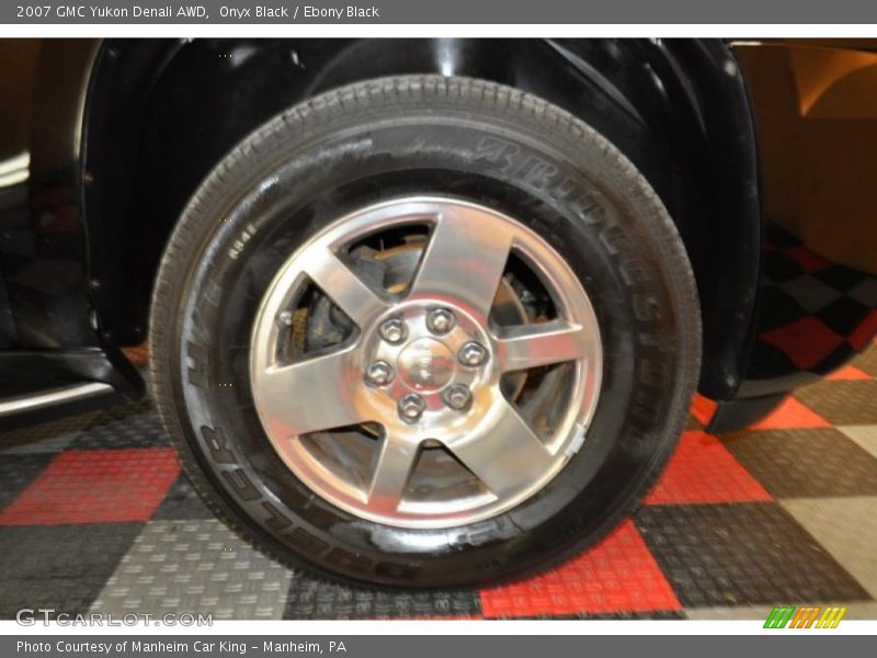 Onyx Black / Ebony Black 2007 GMC Yukon Denali AWD