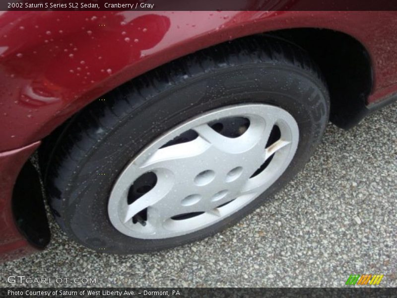 Cranberry / Gray 2002 Saturn S Series SL2 Sedan