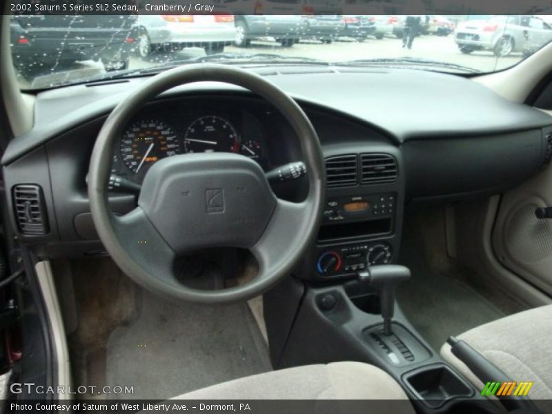 Cranberry / Gray 2002 Saturn S Series SL2 Sedan