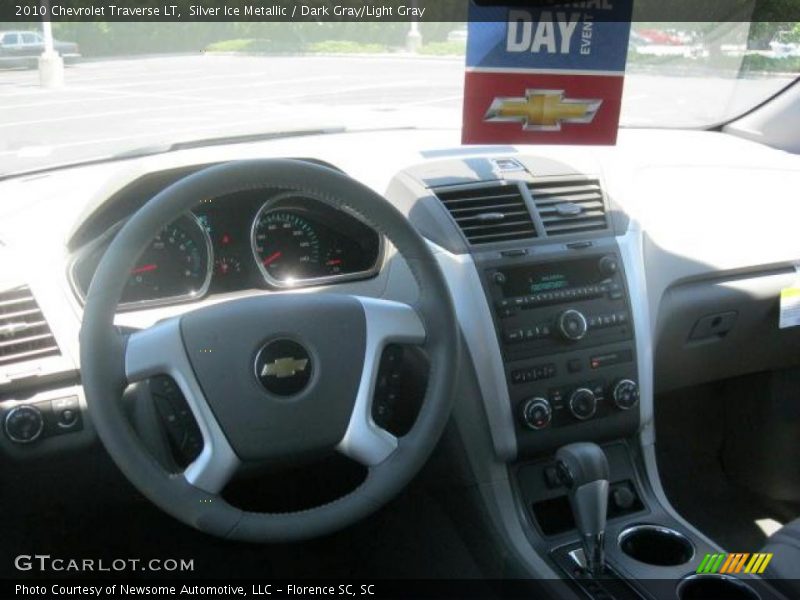 Silver Ice Metallic / Dark Gray/Light Gray 2010 Chevrolet Traverse LT