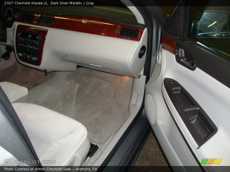 Dark Silver Metallic / Gray 2007 Chevrolet Impala LS