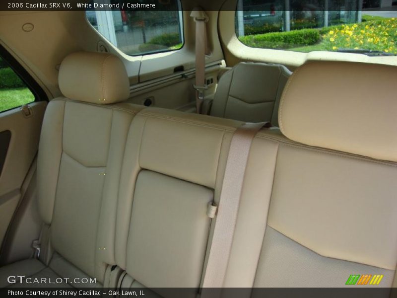 White Diamond / Cashmere 2006 Cadillac SRX V6