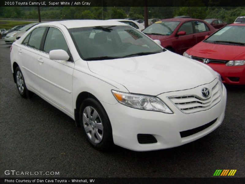 Super White / Ash Gray 2010 Toyota Camry LE