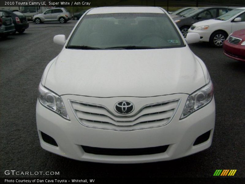 Super White / Ash Gray 2010 Toyota Camry LE