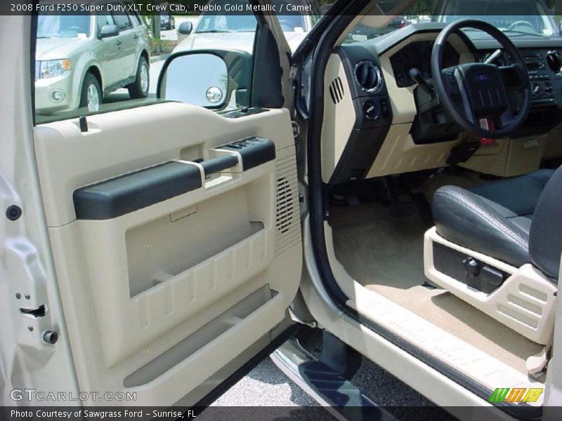 Pueblo Gold Metallic / Camel 2008 Ford F250 Super Duty XLT Crew Cab
