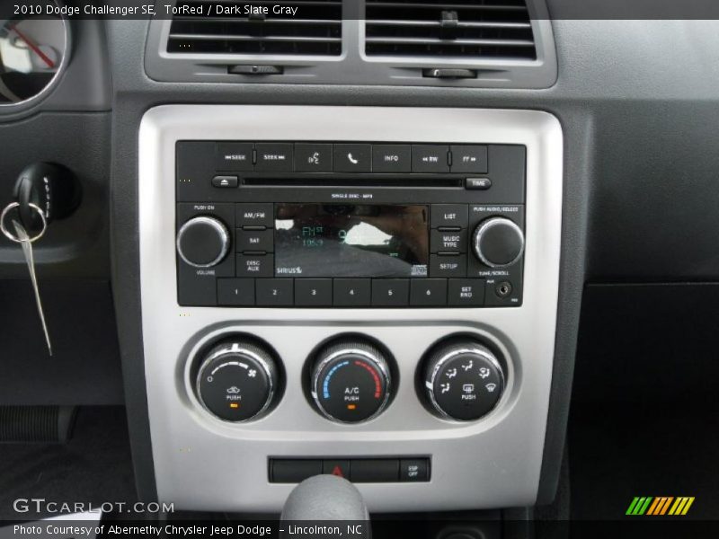 TorRed / Dark Slate Gray 2010 Dodge Challenger SE
