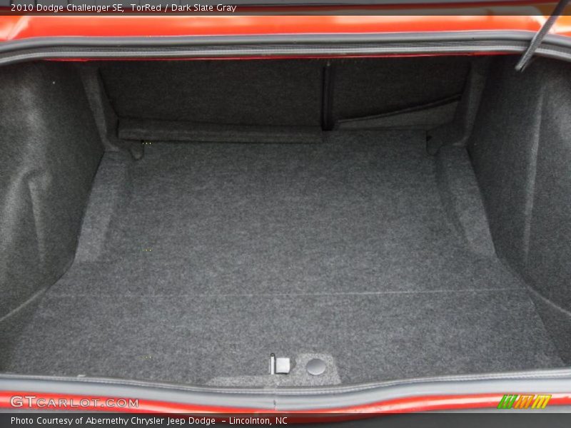 TorRed / Dark Slate Gray 2010 Dodge Challenger SE