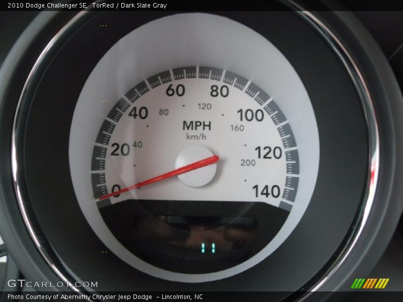 TorRed / Dark Slate Gray 2010 Dodge Challenger SE