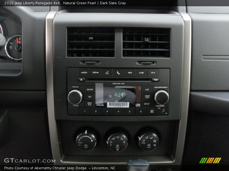 Natural Green Pearl / Dark Slate Gray 2010 Jeep Liberty Renegade 4x4