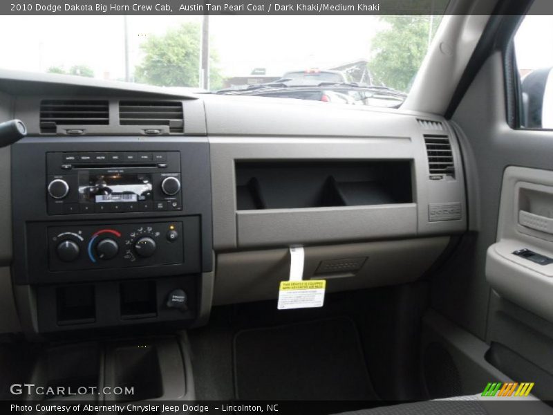 Austin Tan Pearl Coat / Dark Khaki/Medium Khaki 2010 Dodge Dakota Big Horn Crew Cab