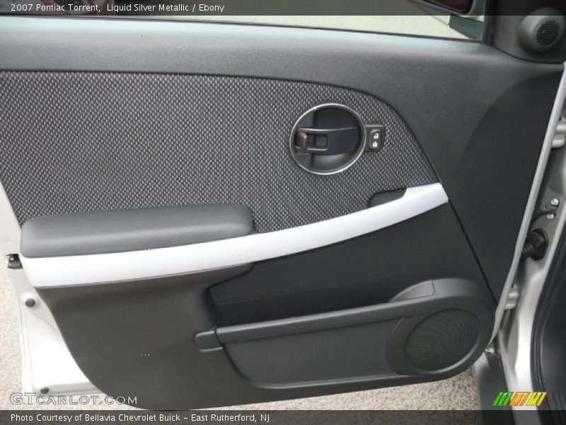 Liquid Silver Metallic / Ebony 2007 Pontiac Torrent