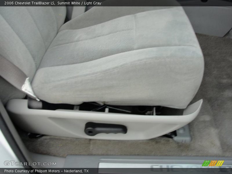 Summit White / Light Gray 2006 Chevrolet TrailBlazer LS