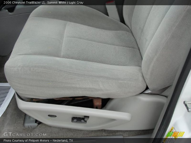 Summit White / Light Gray 2006 Chevrolet TrailBlazer LS