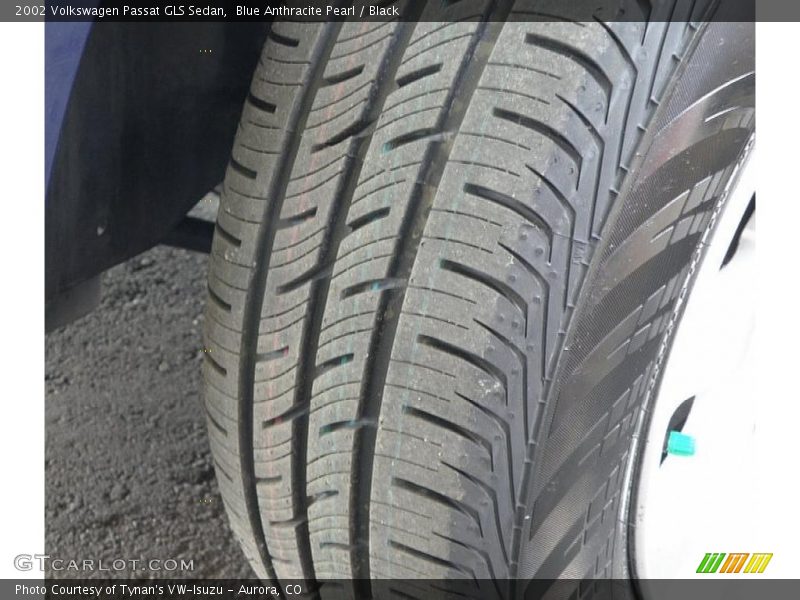 Blue Anthracite Pearl / Black 2002 Volkswagen Passat GLS Sedan