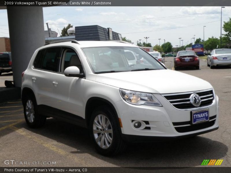 Candy White / Sandstone 2009 Volkswagen Tiguan SE 4Motion