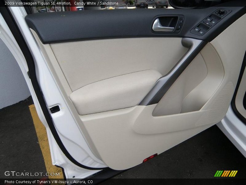 Candy White / Sandstone 2009 Volkswagen Tiguan SE 4Motion